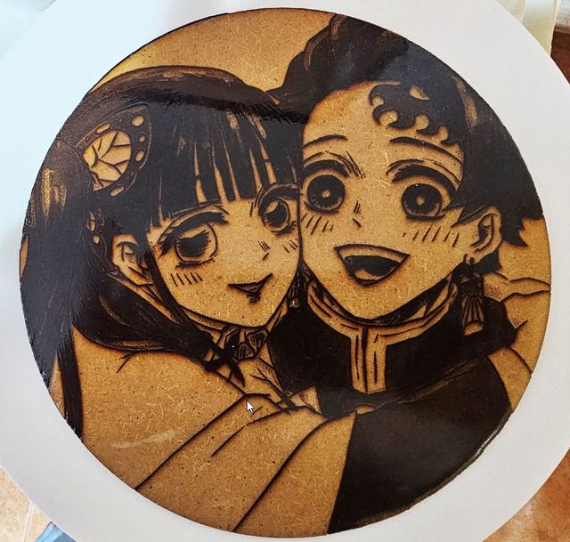 Grabado Láser - Tanjiro y Kanao, cubierto resina