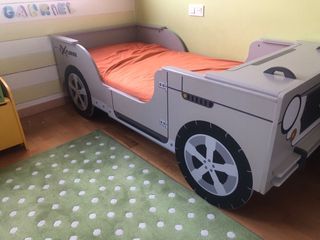 Cama infantil coche