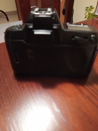 Nikon F70 analógica