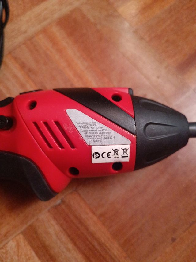 Atornillador eléctrico 