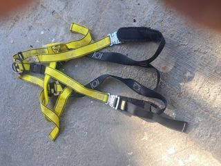 Arnes trabajos altura