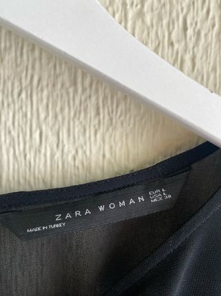 Blusa negra - zara