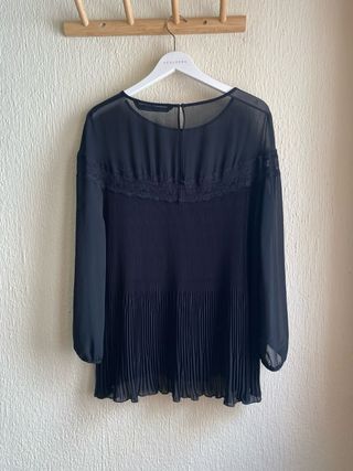 Blusa negra - zara