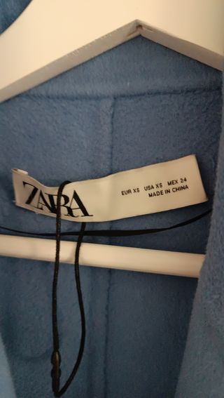 Abrigo zara azul