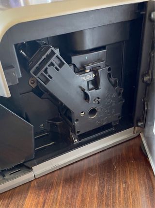 Cafetera superautomática Saeco Syntia