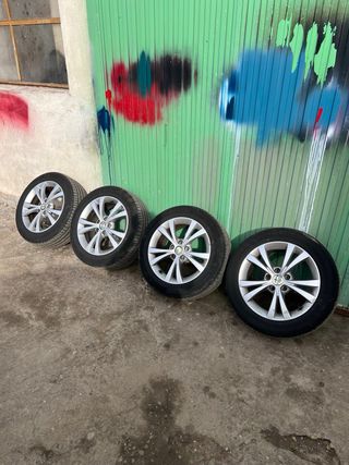 Llantas Alfa Romeo con neumaticos