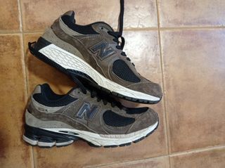  new balance 2002 r