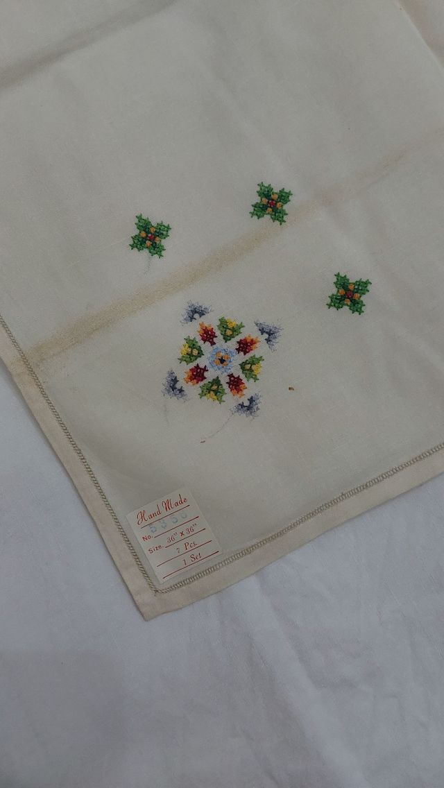 Tovaglia vintage punto croce