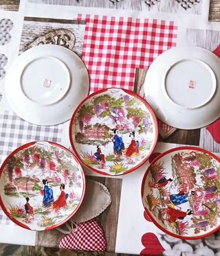 Porcelana cinco platos pequeño Japon