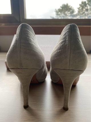 Zapatos tacón Uterqüe