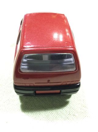 Fiat 500 rossa della bburago scala 1:43