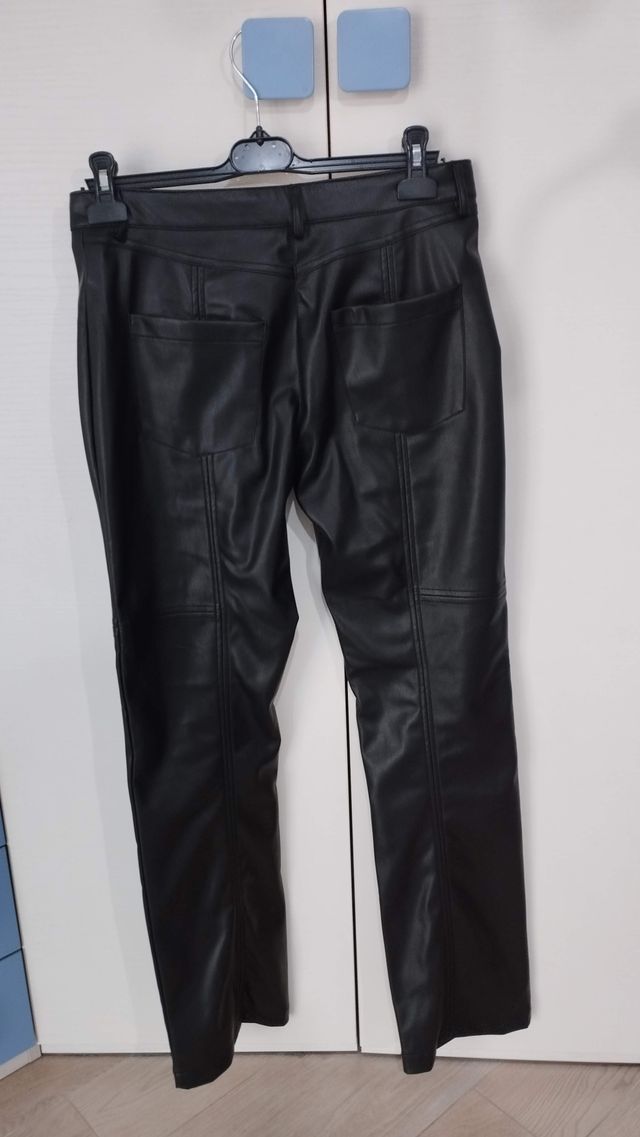 Pantaloni ecopelle donna