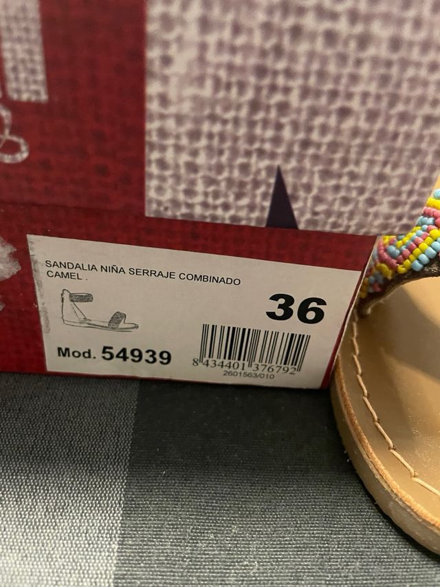 Sandalias Xti talla 36 sin estrenar