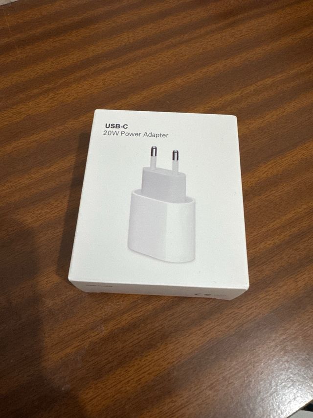 Cargador USB-C 20W