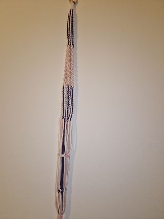 Portapiante macramè rosa, viola e bianco