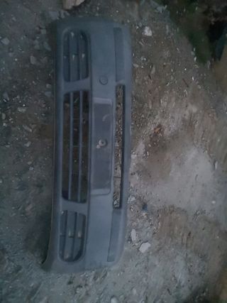 Paragolpes delantero nissan primastar