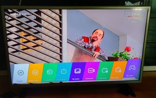 TV HD LG 32" NO SMART TV.