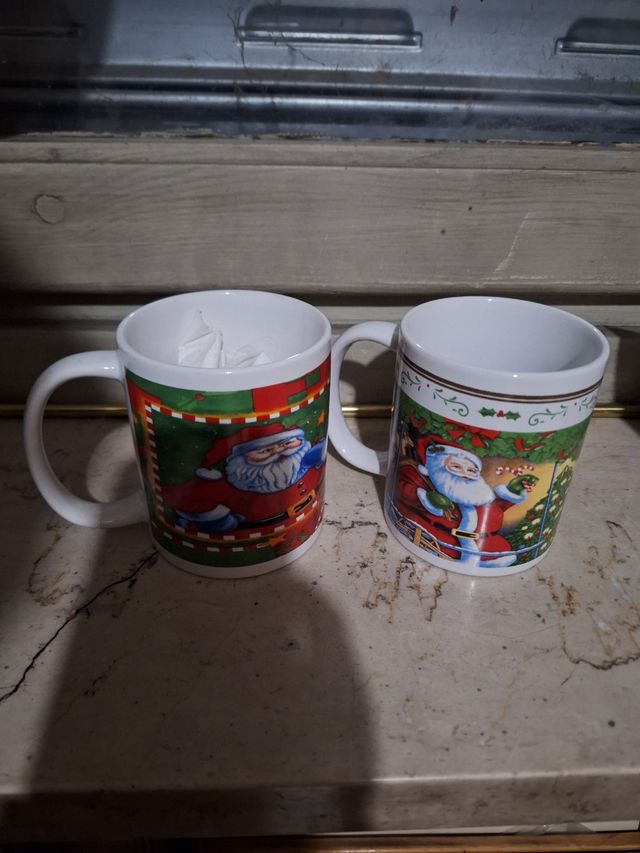 Coppia di tazze vintage natalizie