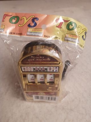 Maquina tragaperras de juguete