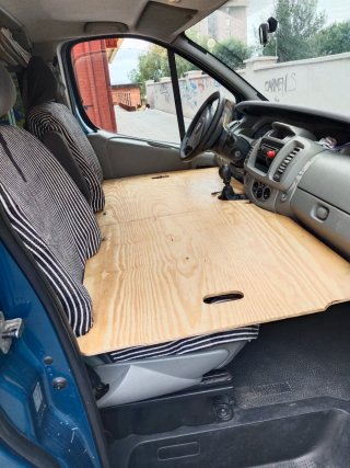 Cama de cabina furgoneta trafic(leer bien anuncio)