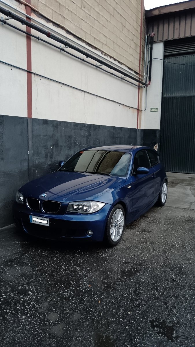 BMW Serie 1 2008 - foto 1