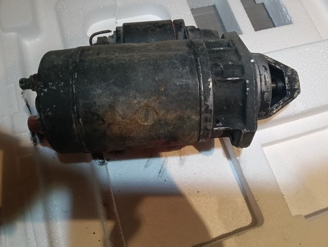 Motor de arranque de Mercedes-Benz Classe E (214)