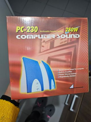 Pareja de Altavoces PC 230
