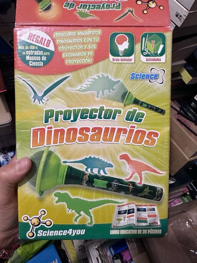 Proyector de dinosaurios