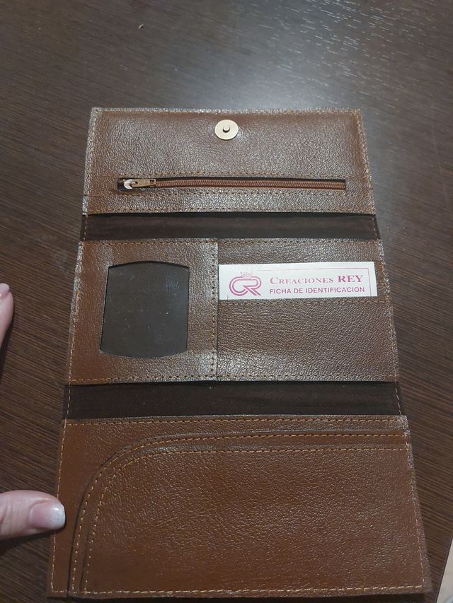 Billetera cuero NIKOL's