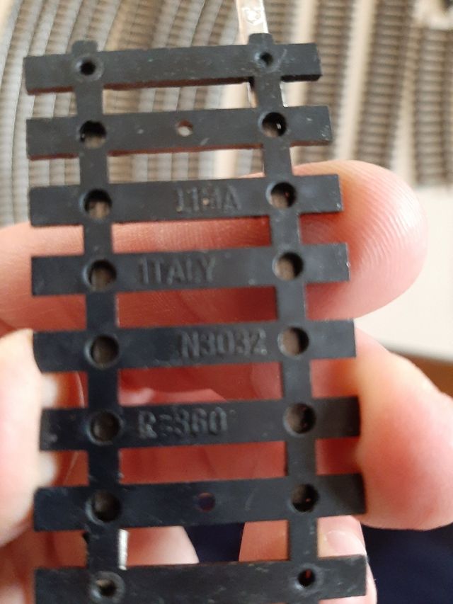 Lotto di più di 100 binari Lima