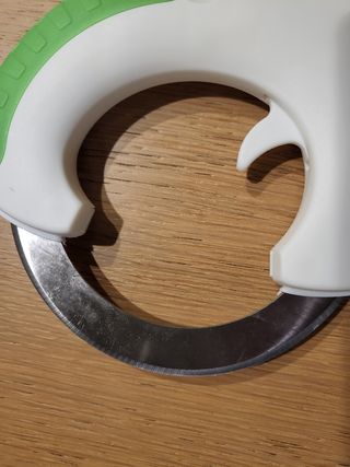 Coltello circolare da cucina affettatutto