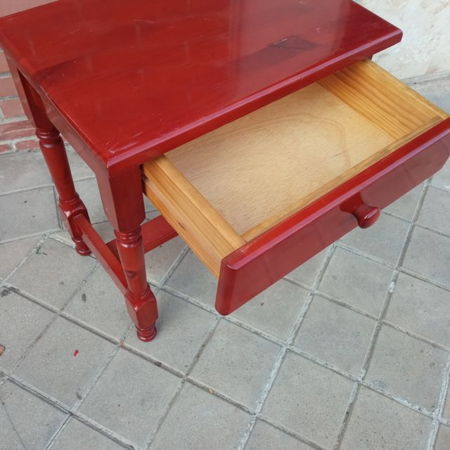 2 mesitas de noche de 1 cajón