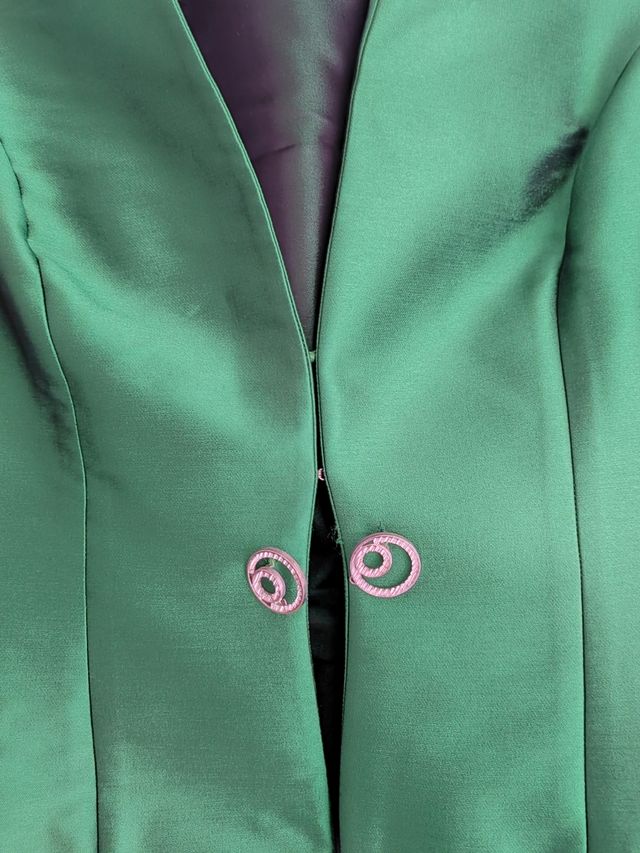 Traje en seda salvaje