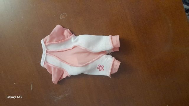 2 Acessórios e vestidos Nancy Dolls