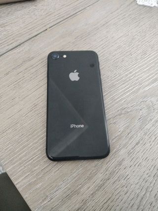 iPhone 8