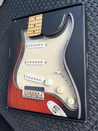 Pickguard Fender squier stratocaster