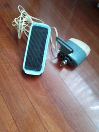 Motor y pedal de maquina de coser