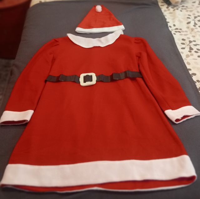 Disfraz Papa Noel vestido con gorro y cinturón 