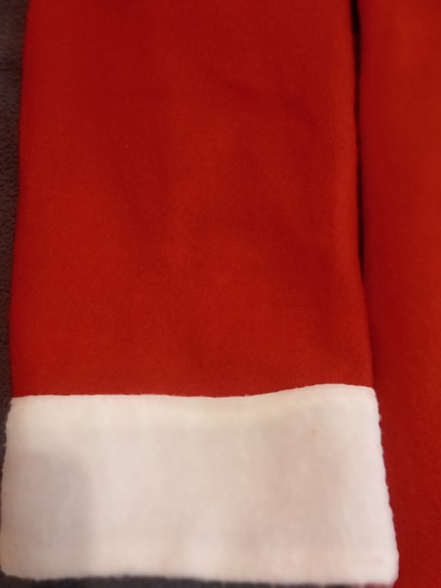 Disfraz Papa Noel vestido con gorro y cinturón 