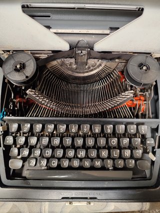 Maquina de escribir Olympia