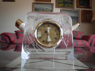 Reloj clasico sunform de mesa