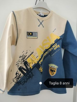 Completo nuovo taglia 8 anni