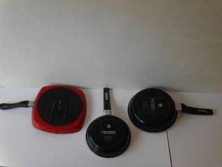Lote 3 sartenes , plancha 15 euros todo