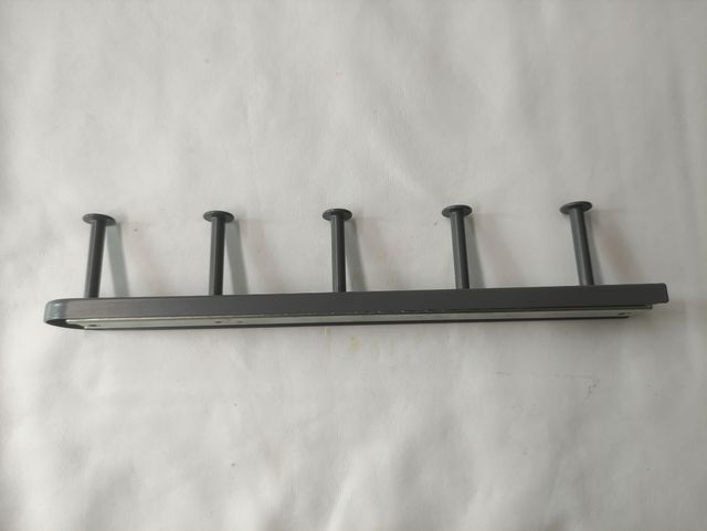 Perchero extraíble o fijo