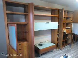 MUEBLE MESA Y SILLAS SALÓN