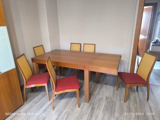 MUEBLE MESA Y SILLAS SALÓN