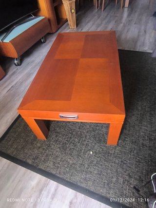 MUEBLE MESA Y SILLAS SALÓN