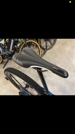 Cube Reaction 29” Carbono Talla S