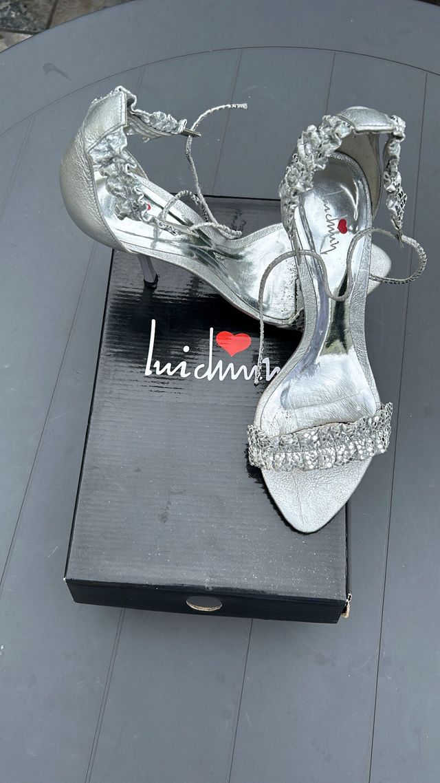 Sandalias de tacón plateadas Luichiny