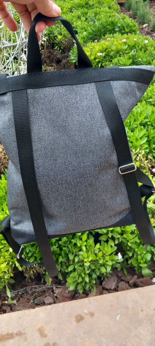 Mochila de viaje antirrobo